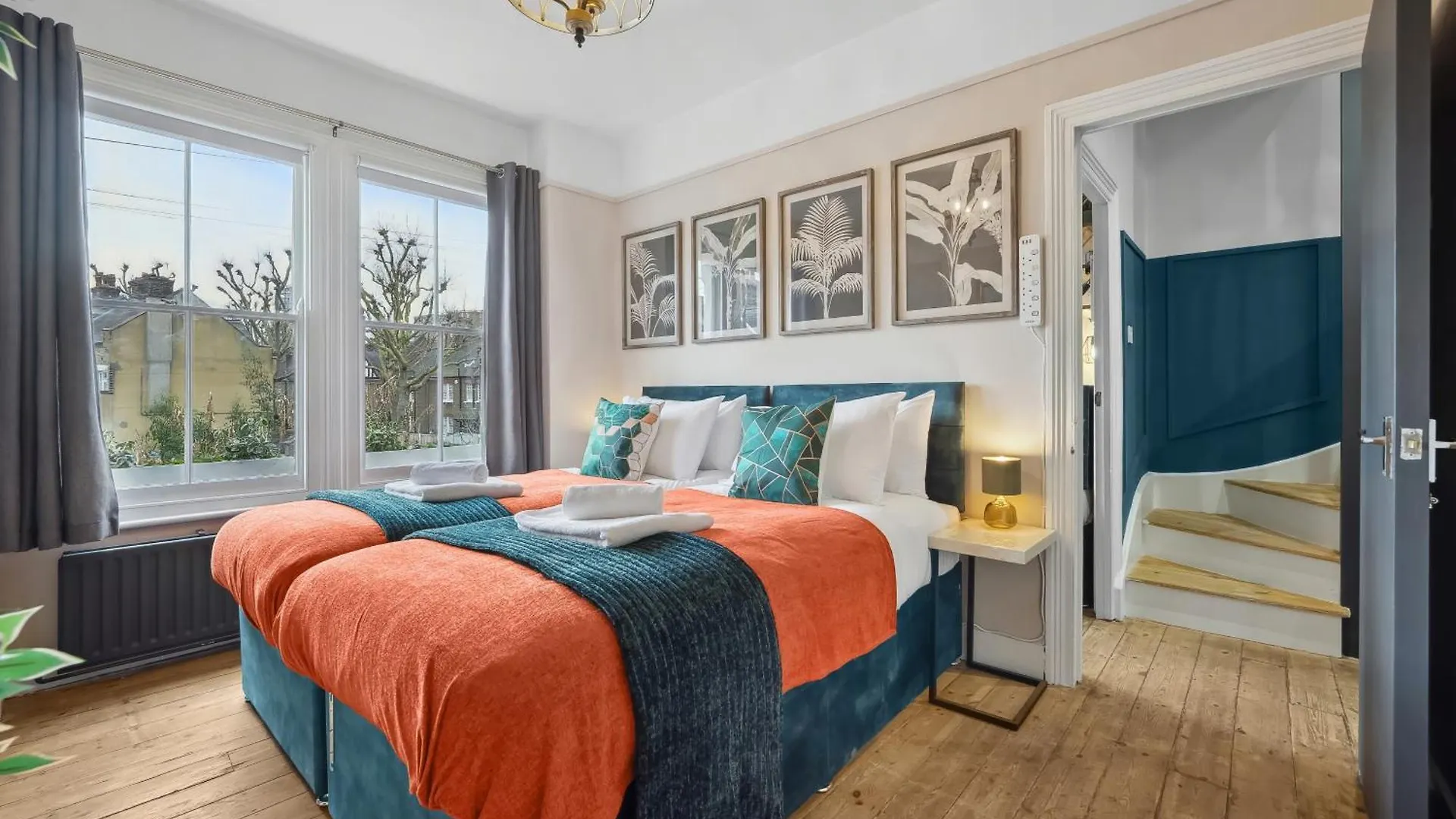Apartment Stylish Edwardian Escape In Southwark 3 Bedroom Maisonette By Gold Stays London United Kingdom